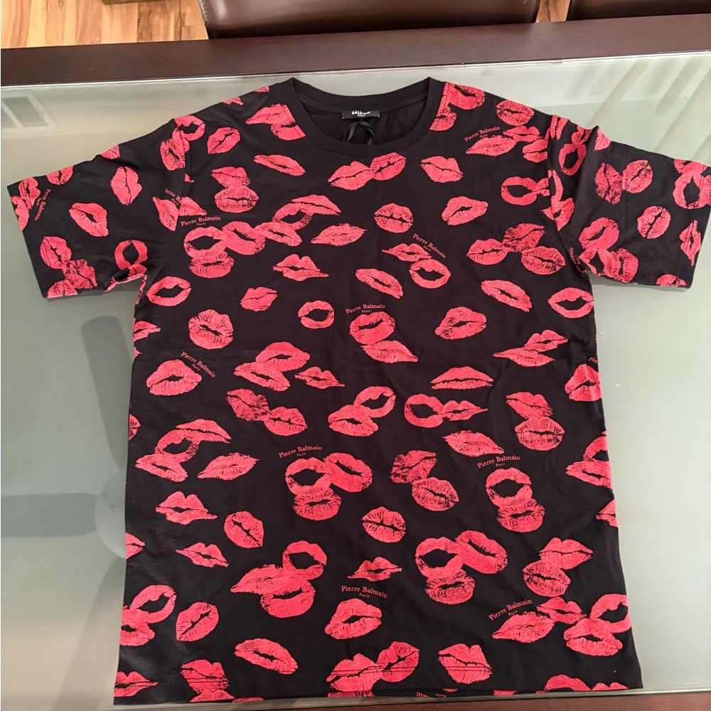 Balmain Kiss Print Black Tee with Red Lip Pattern